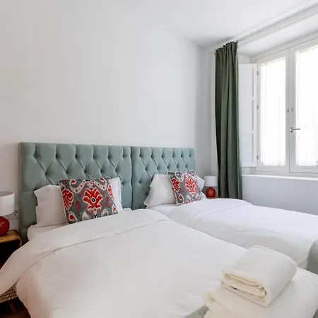 G8 Casa San Bernardo Calle Guadaira Διαμέρισμα