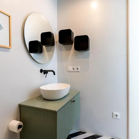 G8 Casa San Bernardo Calle Guadaira Διαμέρισμα Σεβίλλη