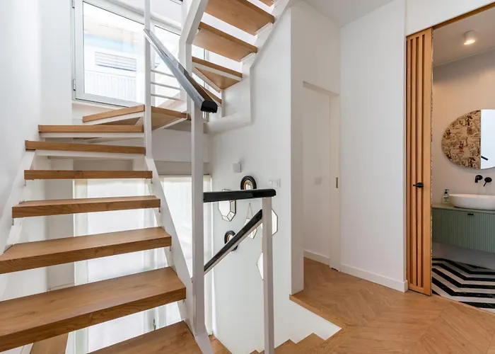 G8 Casa San Bernardo Calle Guadaira